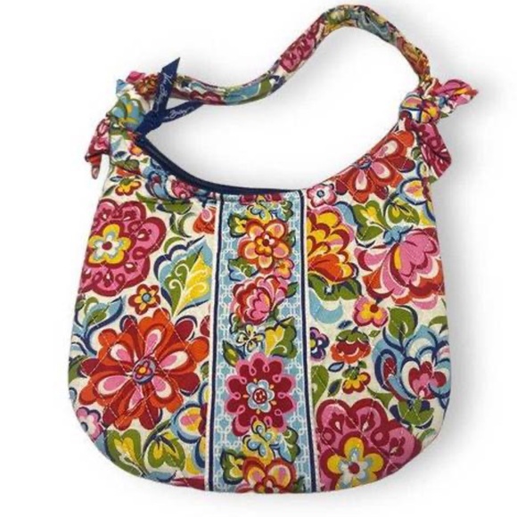 Vera Bradley Handbags - Vera Bradley floral retired print shoulder bag